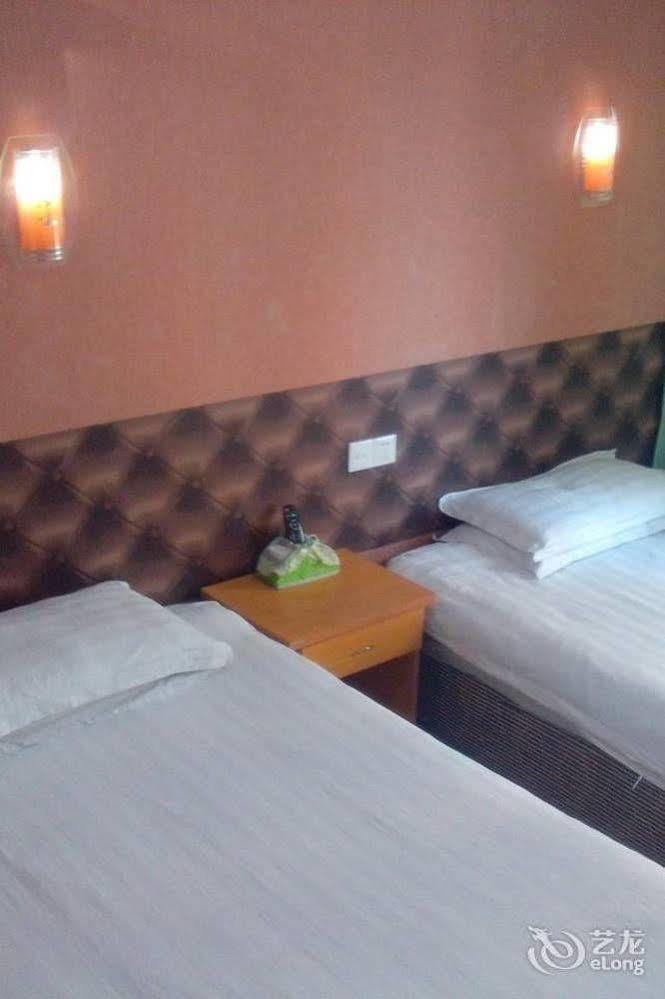 Ningbo Jialu Hotel Shiqi Екстер'єр фото